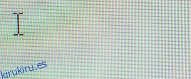 Píxeles con un cursor en la pantalla de una computadora