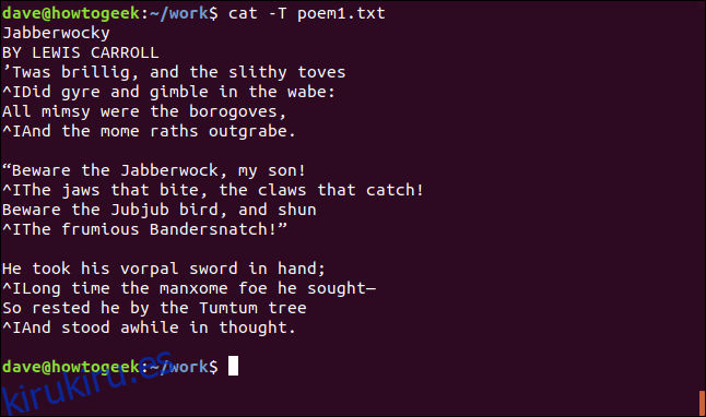 contenido de poema1.txt con pestañas que se muestran en una ventana de terminal