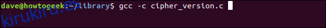 gcc -c cipher_version.c en una ventana de terminal
