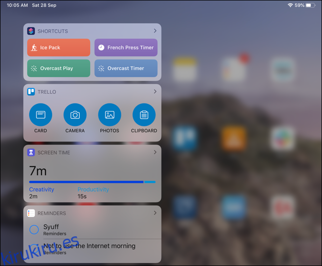 Widgets que se muestran en la pantalla de inicio del iPad Pro en vista vertical