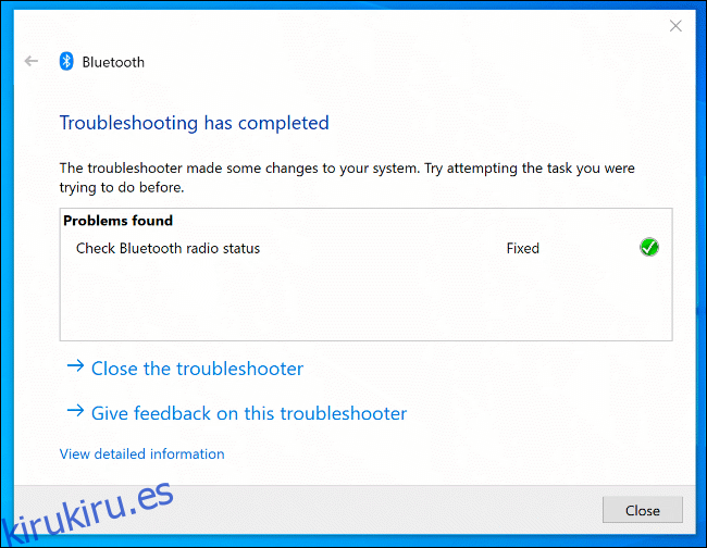 La herramienta Solucionador de problemas de Windows, con problemas identificados de Bluetooth detectados y solucionados.