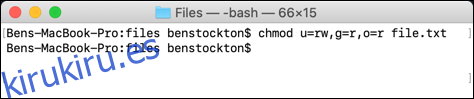 El comando chmod utilizado en la terminal macOS