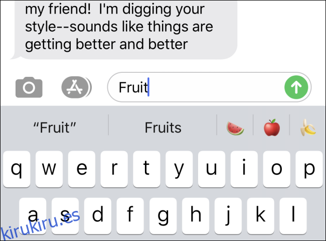Ver resultados de búsqueda de emojis de frutas en el mensaje de Apple