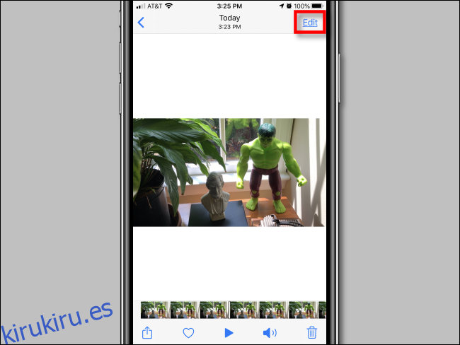 Toque el botón Editar en Fotos en iPhone