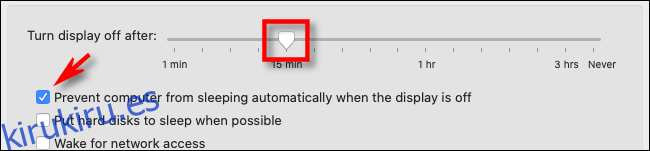En Preferencias de ahorro de energía en Mac, configure el tiempo de suspensión de la pantalla en el control deslizante y luego marque la casilla a continuación.