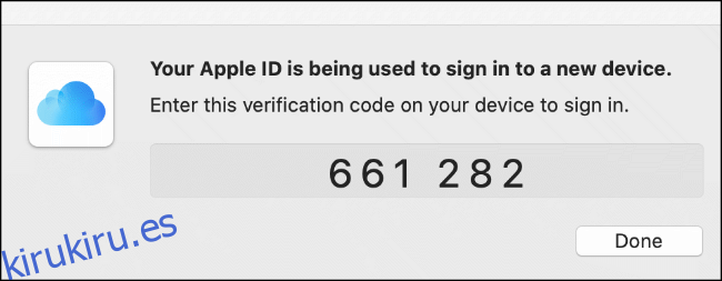 Un código de autenticación de dos factores para iniciar sesión en iCloud, que se muestra en un dispositivo macOS