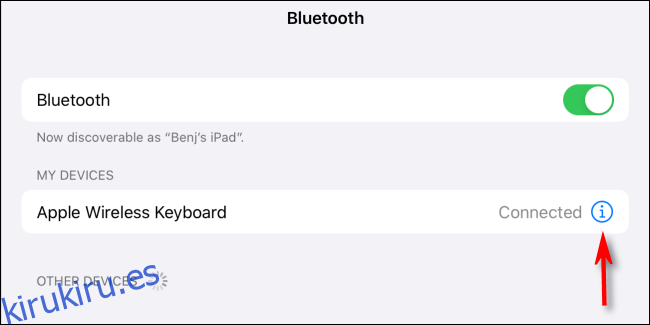 Toque el icono de información en Mis dispositivos en Bluetooth en Configuración para iPad