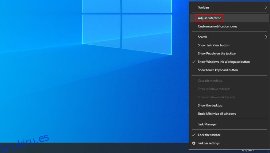 Windows 10 muestra cómo ajustar la configuración de fecha y hora desde la bandeja del sistema